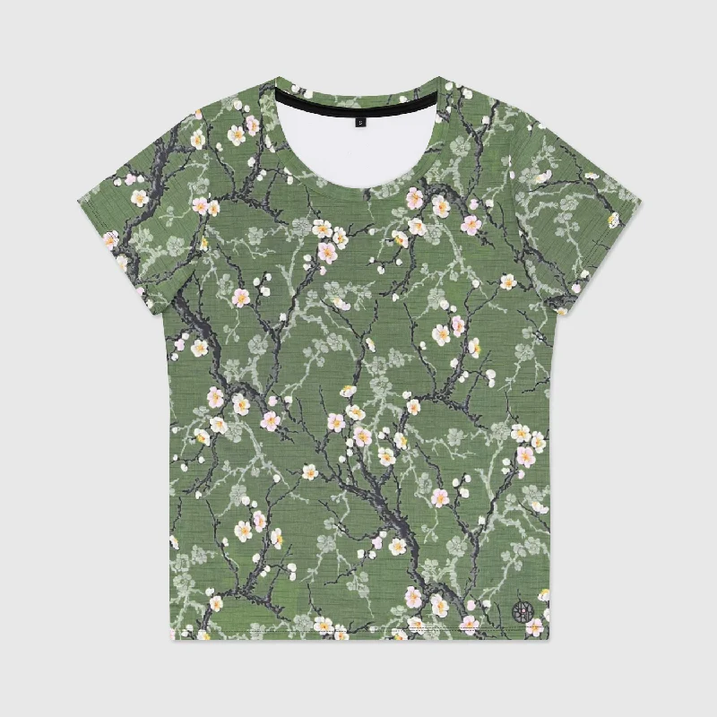 Painted Sakura Womens Scoop Neck T-ShirtCollege Shirts